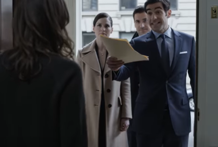 Efter skilsmissen var jeg hjemløs – indtil en fremmed sagde: “Er du Sophia? Du har lige arvet 60 millioner dollars.”