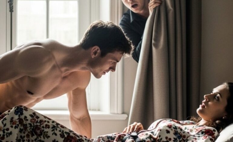 Quando portavo il mio bambino a scuola la mattina, mi diceva che ogni giorno un uomo torna a casa da noi e si chiude nella stanza con mia madre § Quando ho scoperto il vero motivo di tutta la storia, sono rimasto a testa alta