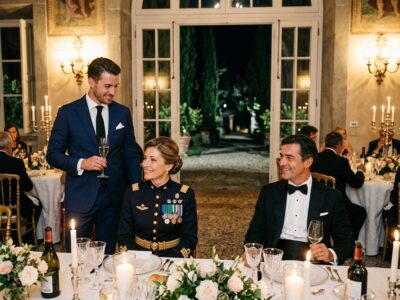 Mio marito rise della mia uniforme in una sala da ballo affollata, poi un generale in pensione sentì il mio nominativo e dimenticò come parlare